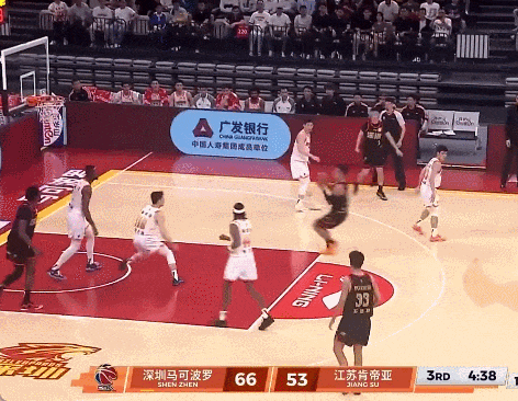 贺希宁狂砍31分助深圳大胜江苏 国家队表现同样