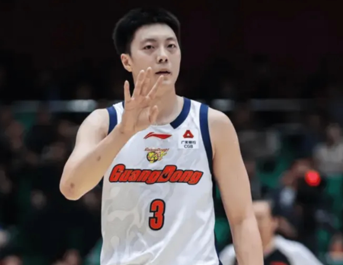 广东加时逆转青岛暴露战术短板，外援依赖成隐