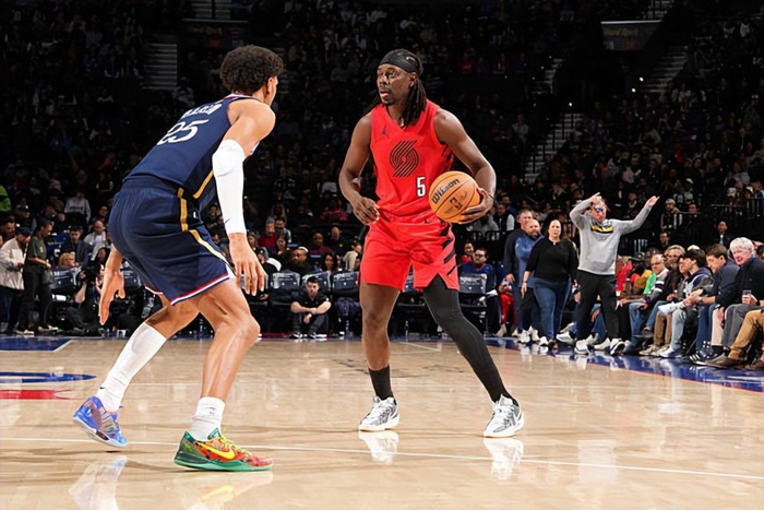 霍勒迪年龄成隐患，开拓者惨败76人